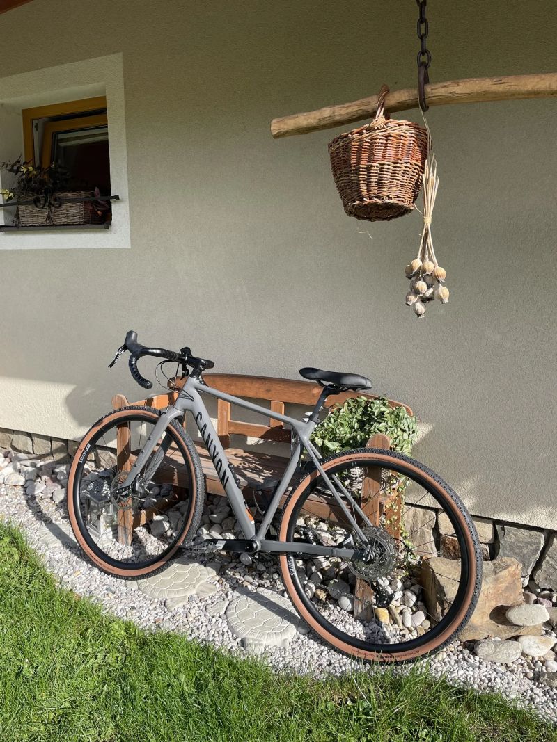 Canyon Grizl 6 Gravel + Silnička
