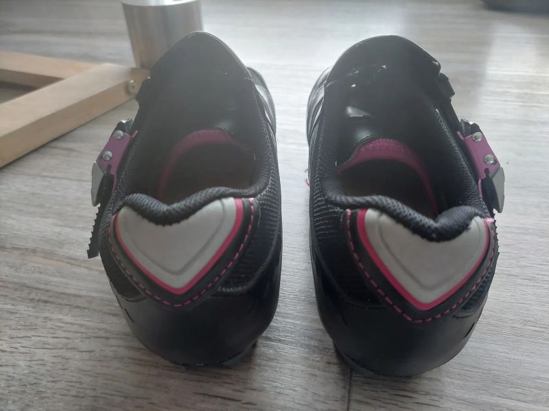 Shimano MTB tretry SH-R310S - 38 a SH WM82 - 39