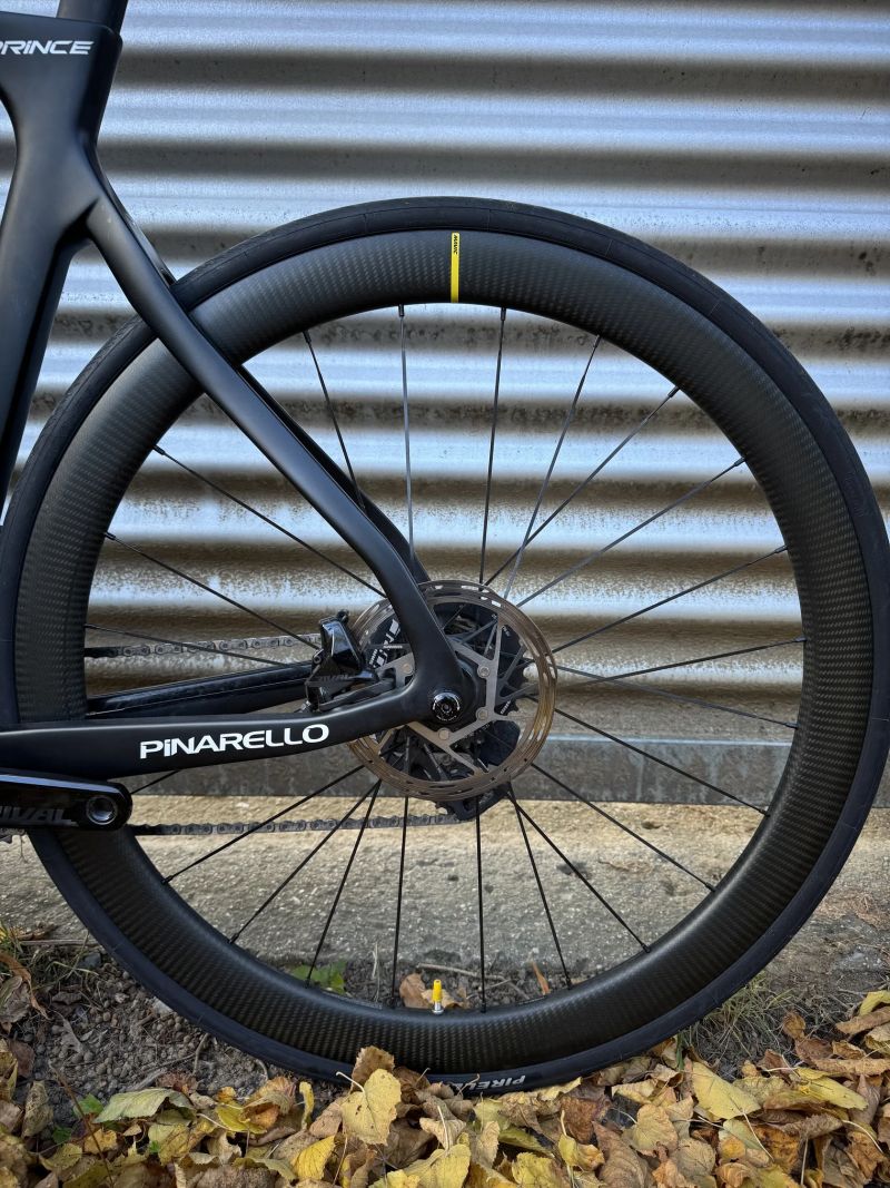 Pinarello Prince - SRAM Rival AXS, Zánovní stav