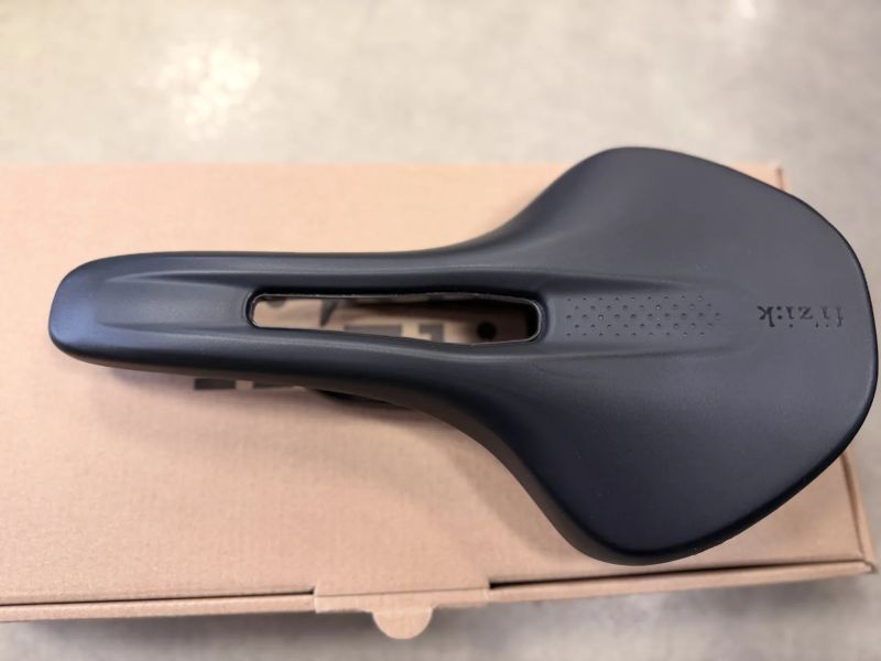 Fi'zi:k VENTO ANTARES R1, karbonové lyžiny, šířka 150mm