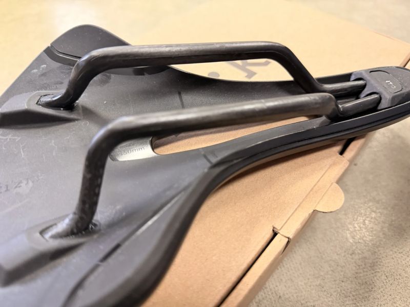 Fi'zi:k VENTO ANTARES R1, karbonové lyžiny, šířka 150mm