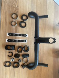 Nová silniční řídítka a hlavové složení 