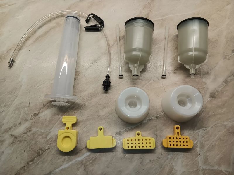 Prodám novou Shimano universální profi odvzdušňovací sadu