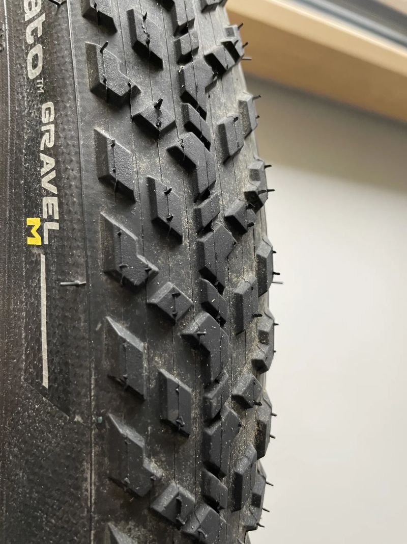 Gravel kola vc.plastu