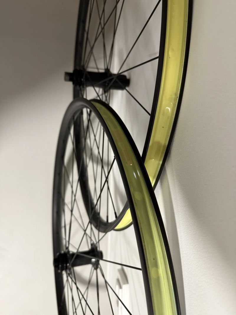 Gravel kola vc.plastu