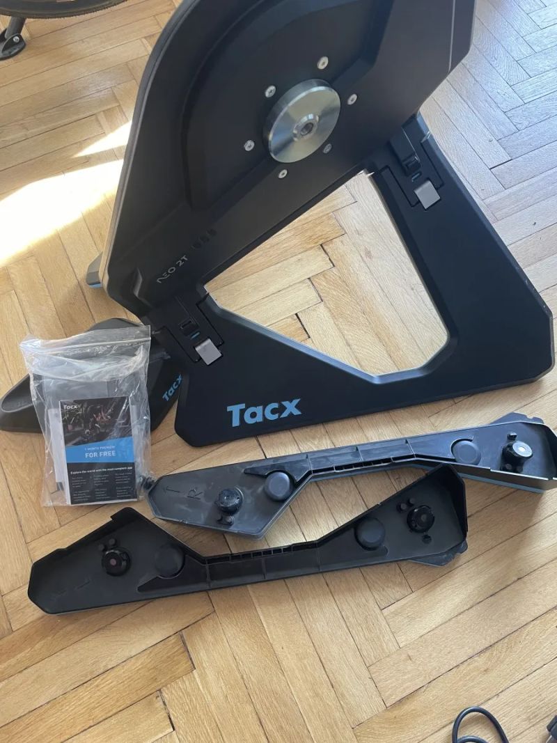 Tacx Neo 2T Smart + Tacx Neo Motion Plates