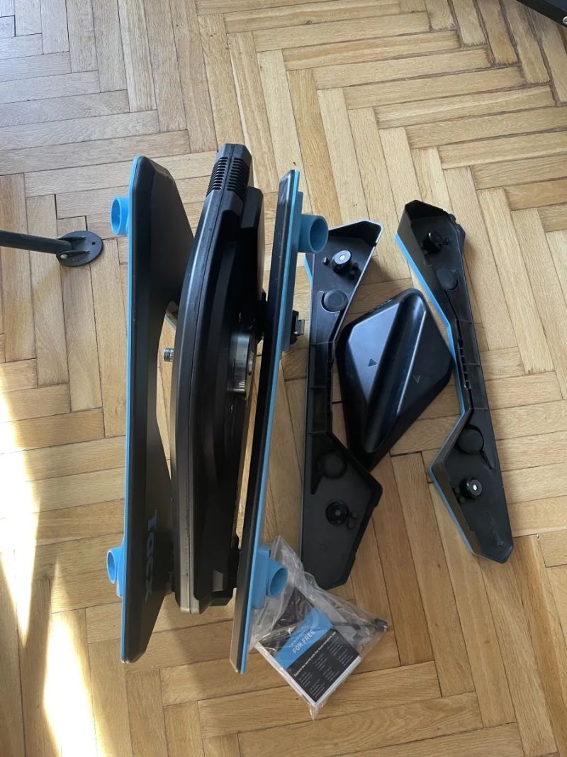 Tacx Neo 2T Smart + Tacx Neo Motion Plates