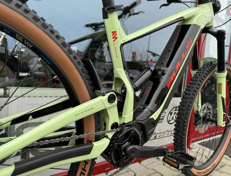 🔥🔥 SLEVA 63.800Kč -46% 🔥🔥 BULLS E-Stream EVO AM 2 29" - M