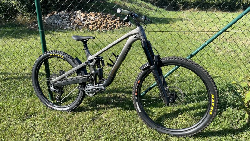 Trek Slash 9 GX AXS T-type Gen 6 M/L