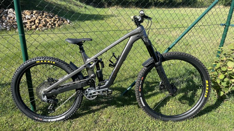 Trek Slash 9 GX AXS T-type Gen 6 M/L