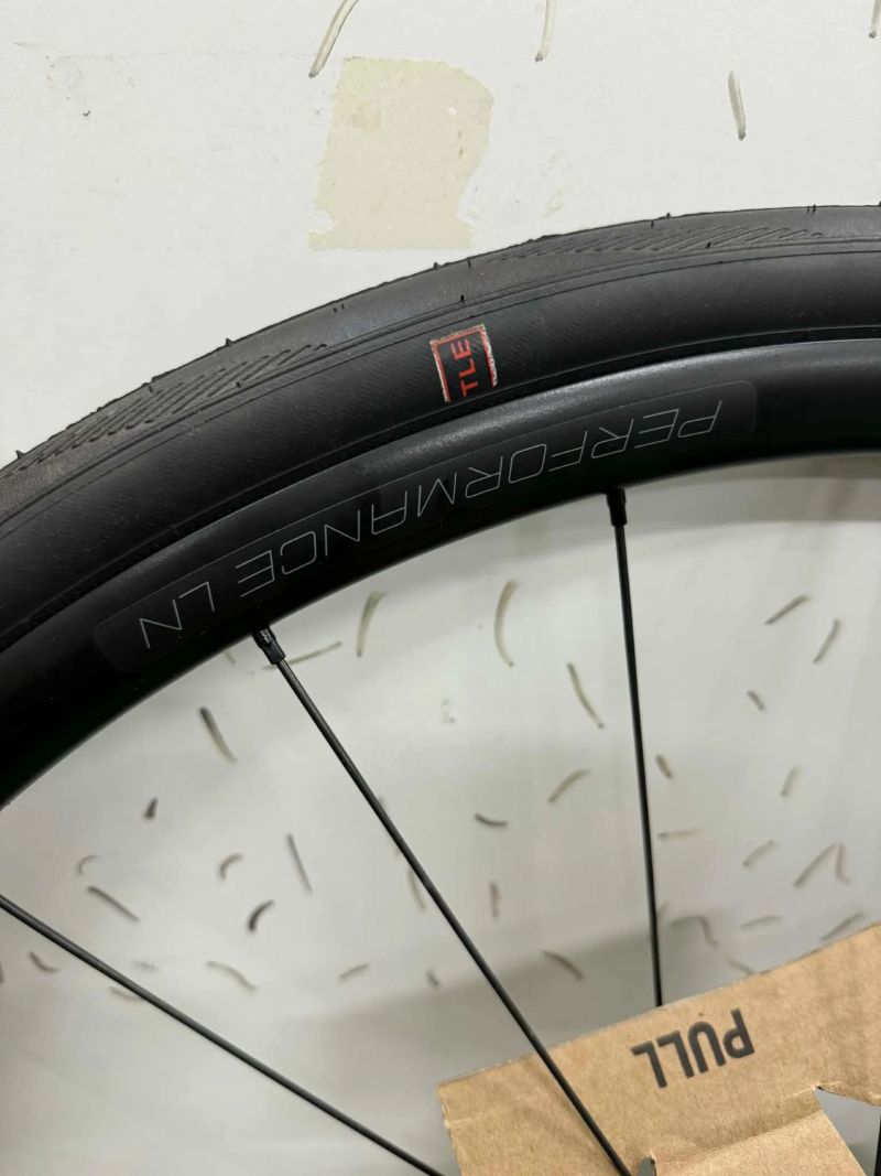 DT Swiss PERFORMANCE, NOVÁ KOLA