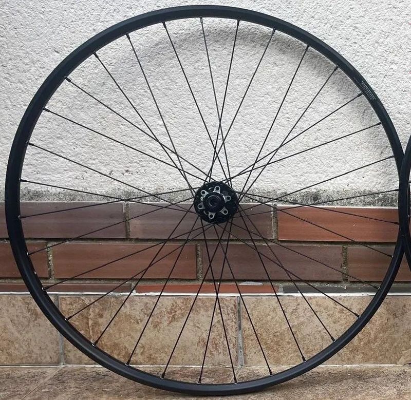 Nové zadní kolo Notubes ZTR Rapid 25, 29", pevná osa (non boost -12x142) 