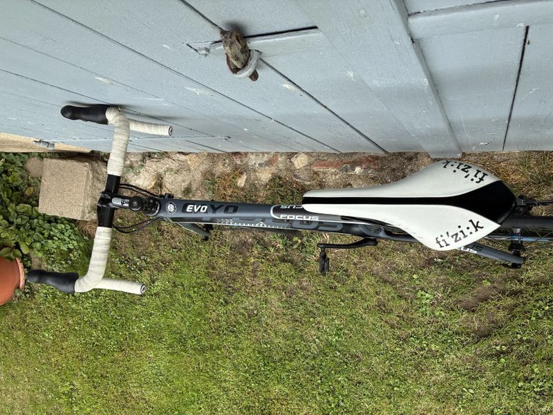 Focus Cayo Evo 6.0 - 2013 karbon