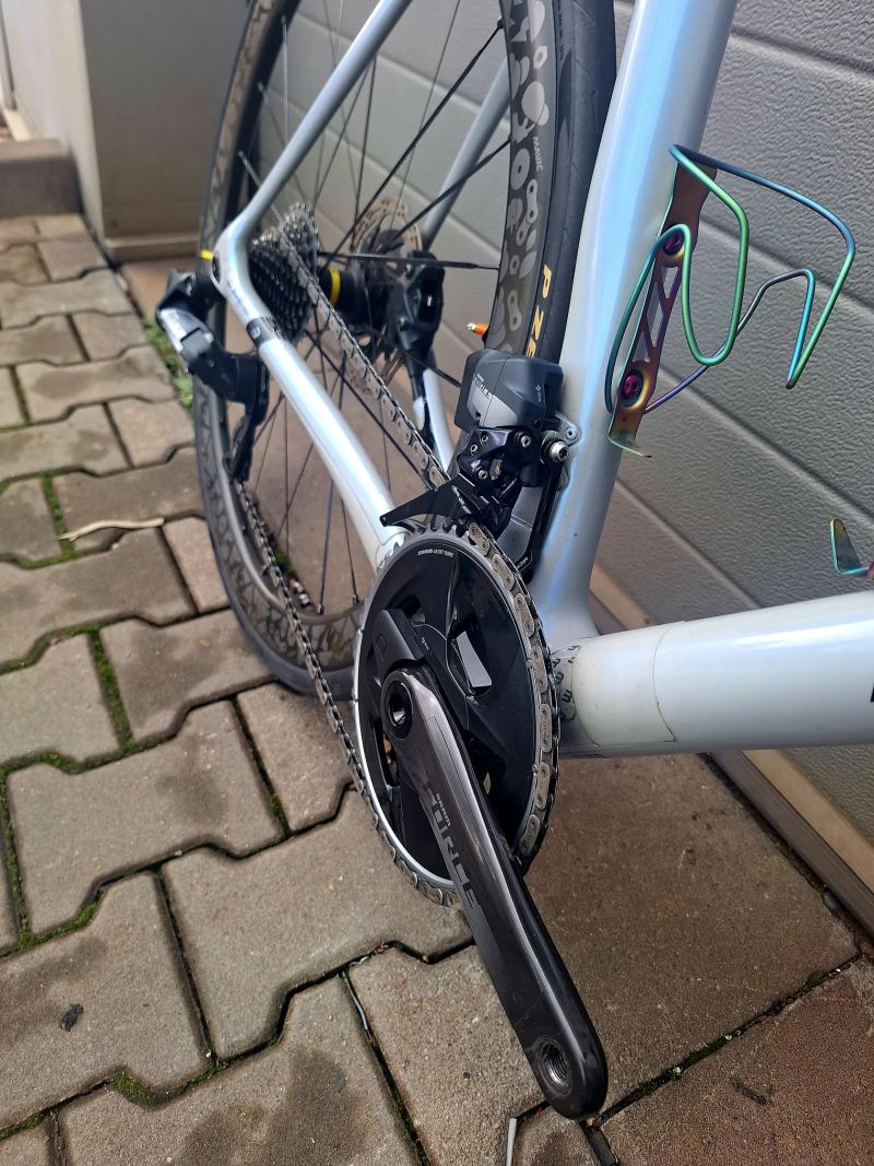 Basso Diamante disc, Mavic Cosmic SLR limied, wattmetr, komba...