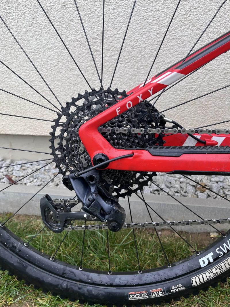 Mondraker FOXY CARBON R