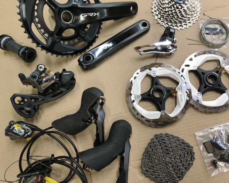 Gravel sada GRX ST-RX810 kompletní 2x11 