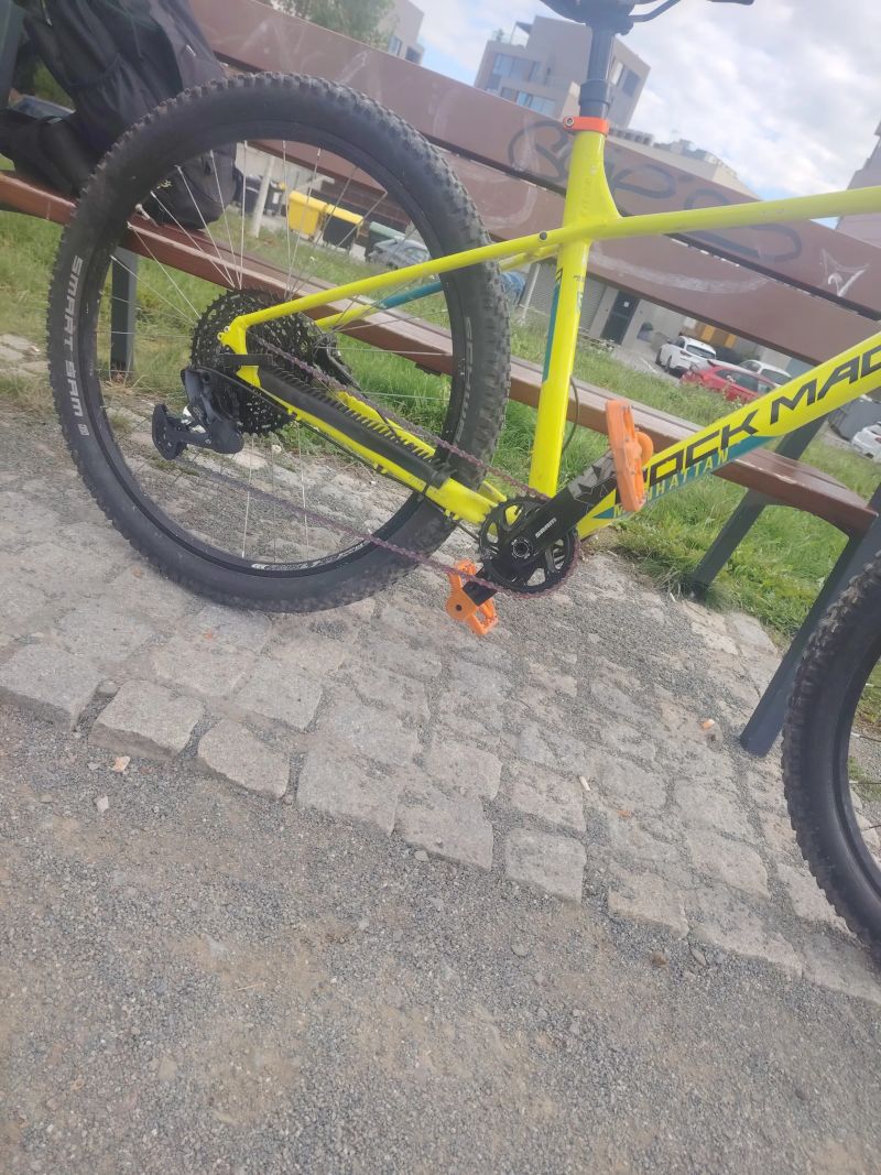 Rock Machine Manhattan