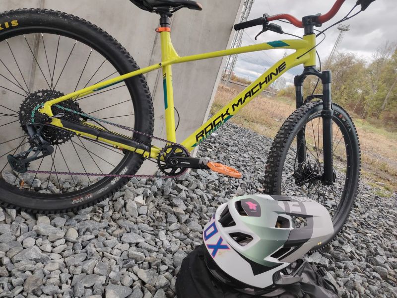 Rock Machine Manhattan