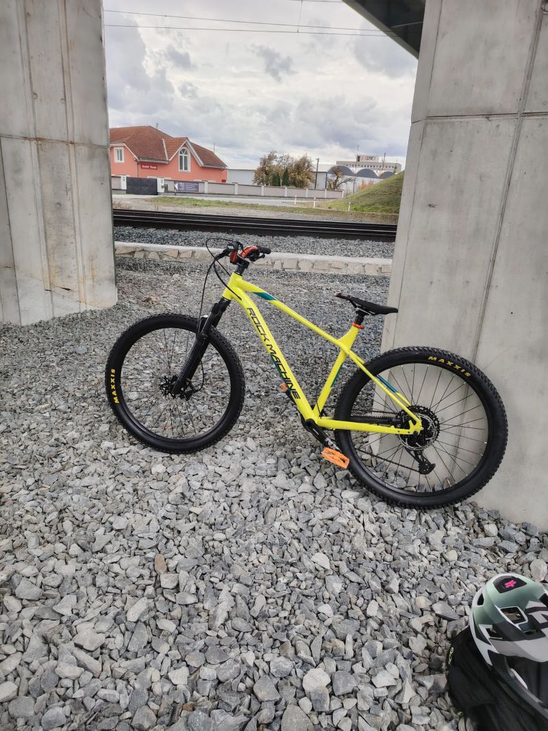 Rock Machine Manhattan