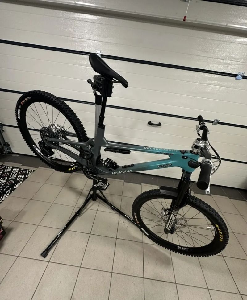 Forbidden dreadnought V2 (rám + tlumič)