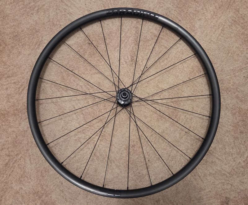 Zapletená kola Bontrager Paradigm TLR 23