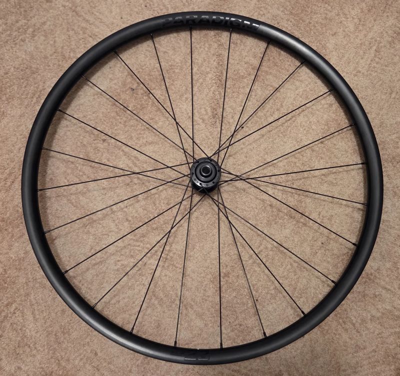 Zapletená kola Bontrager Paradigm TLR 23