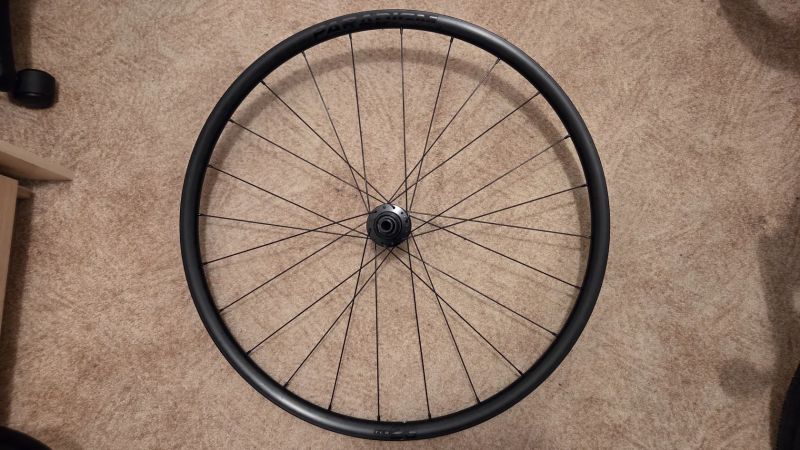 Zapletená kola Bontrager Paradigm TLR 23