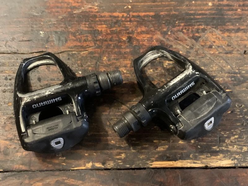 silniční pedály Shimano a Look