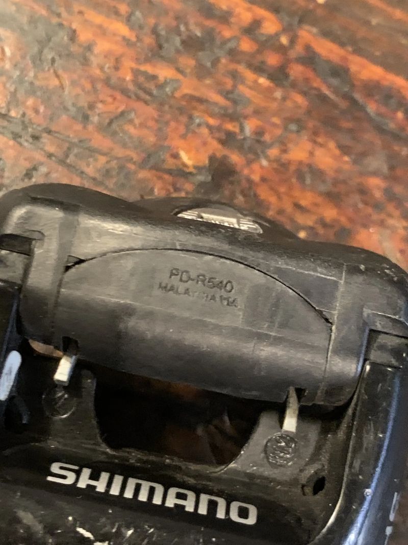 silniční pedály Shimano a Look