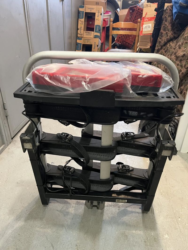 Nosic na 3 kola Uebler - skladaci. Model i31