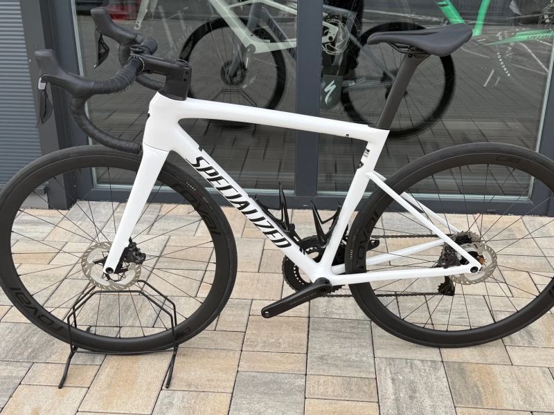 Specialized Tarmac SL8 Expert Di2 předváděcí kolo 200Km zánovní velikost 54cm
