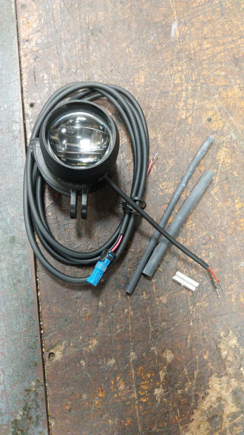 Přední světlo Acid pro e-110