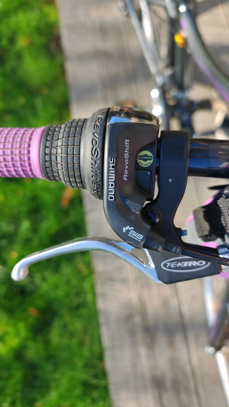 Specialized Hotrock street girls 24