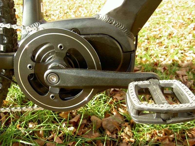 Crussis ONE Largo 7.6