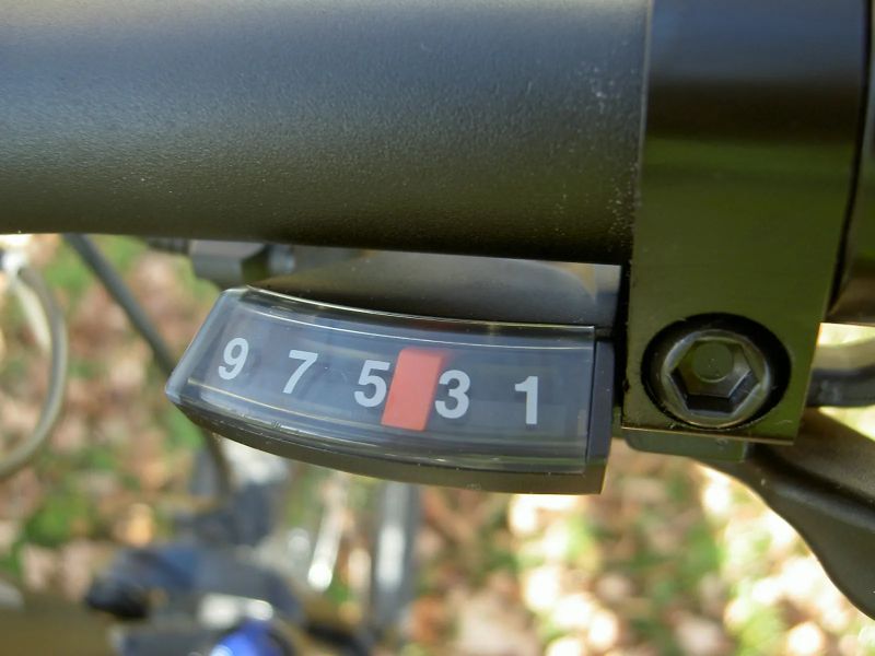 Crussis ONE Largo 7.6