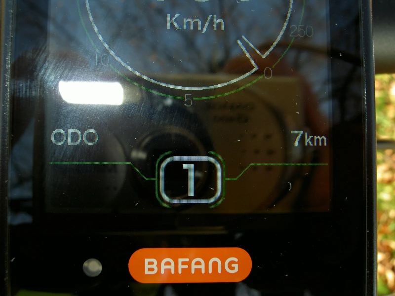 Crussis ONE Largo 7.6