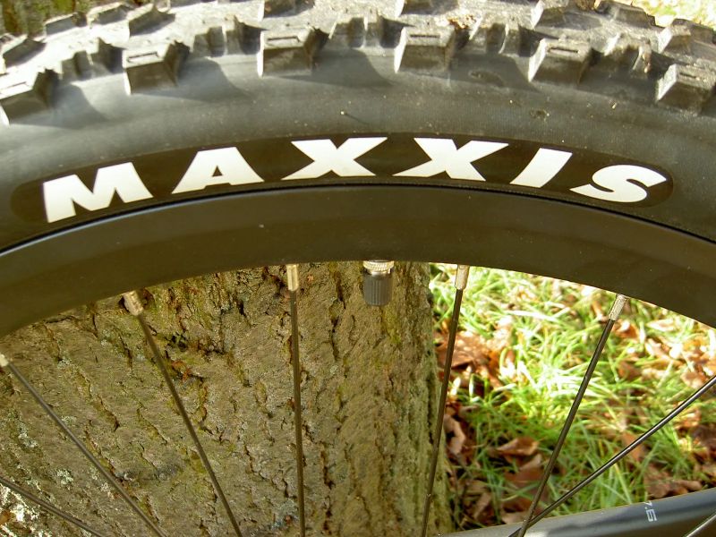 Crussis ONE Largo 7.6