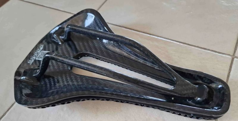 Ryet Arcode 3D tištěné Ultra lehké karbonové MTB sedlo 157g