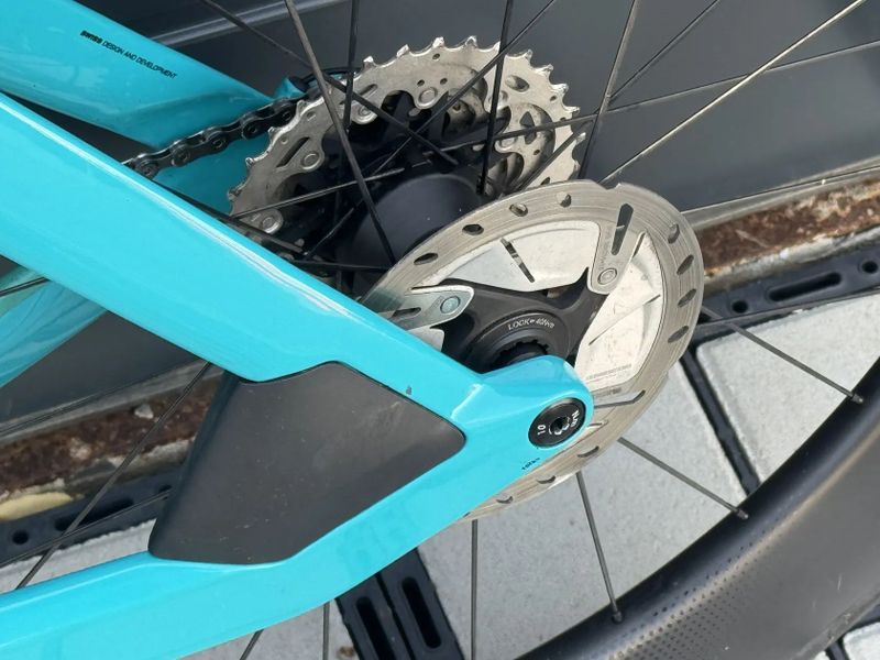 BMC Timemachine Ultegra Di2 - FFWD RYOT 77