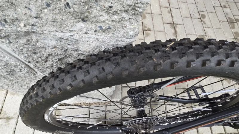 Zakázkové kolo Force Grannus - komplet Deore - možné dovézt