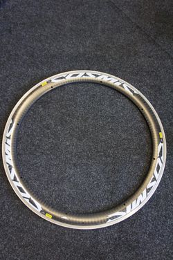 Mavic Cosmic přední