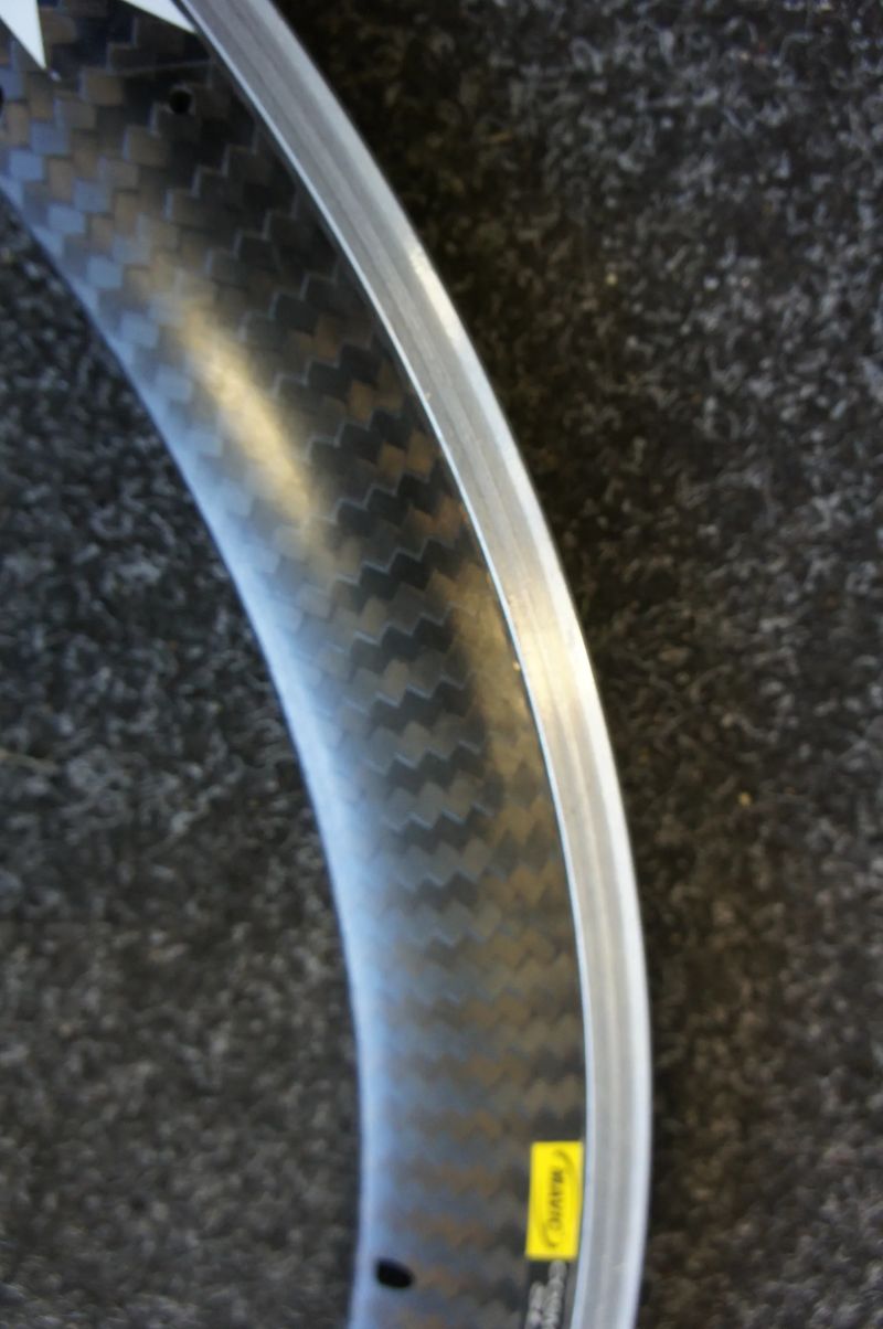 Mavic Cosmic přední