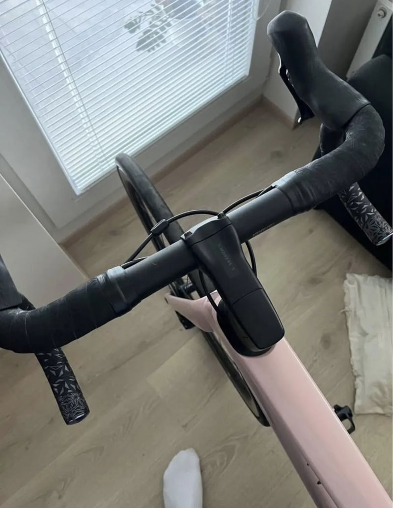 Specialized Shallow bend AL2014 + představec S-works 80mm