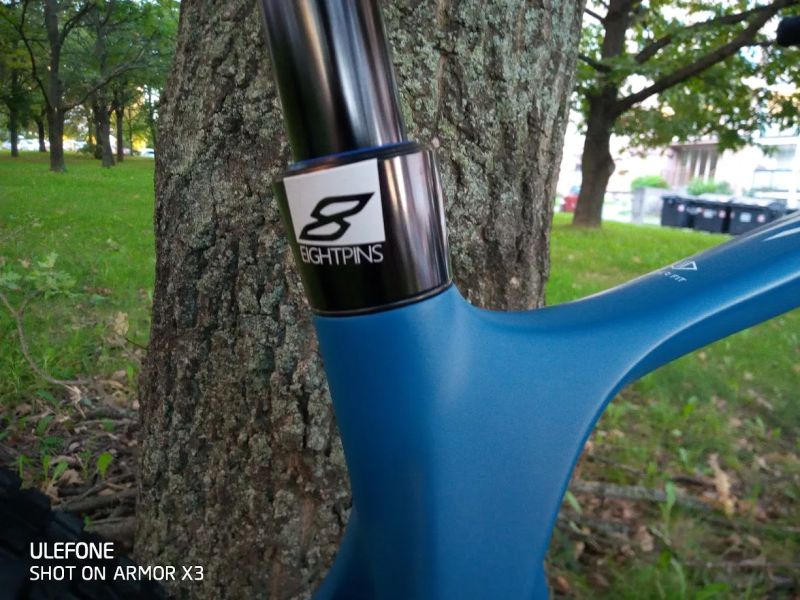 Nové karbonové kolo GHOST LECTOR SF LC - Sky / Star White