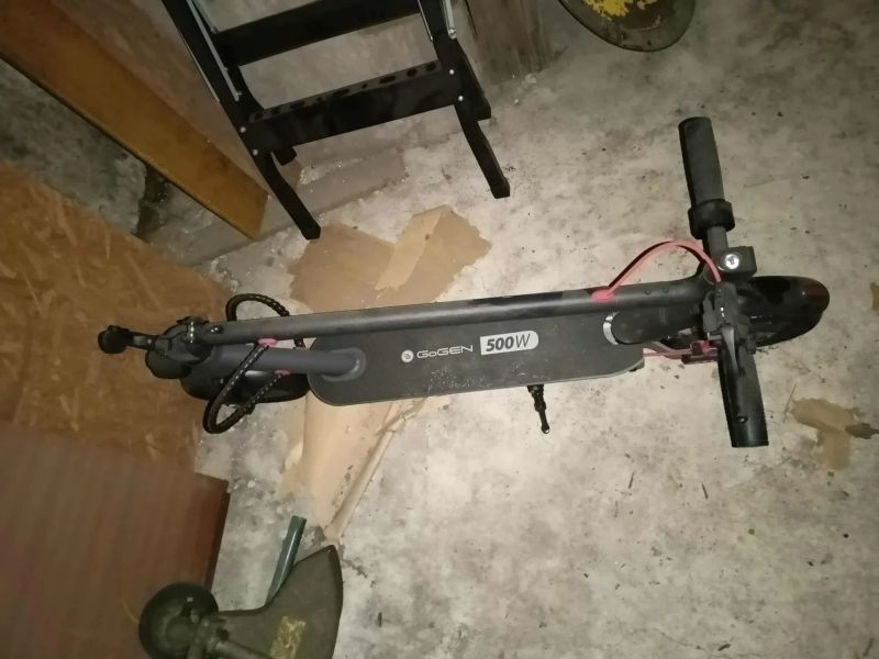 Elektrická koloběžka GOGEN S 801