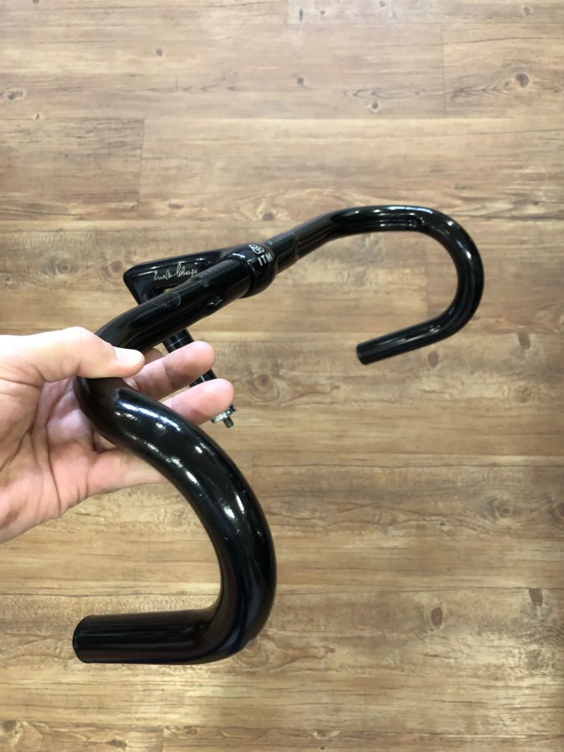 PŘEDSTAVEC COLNAGO A ŘÍDÍTKA ITM