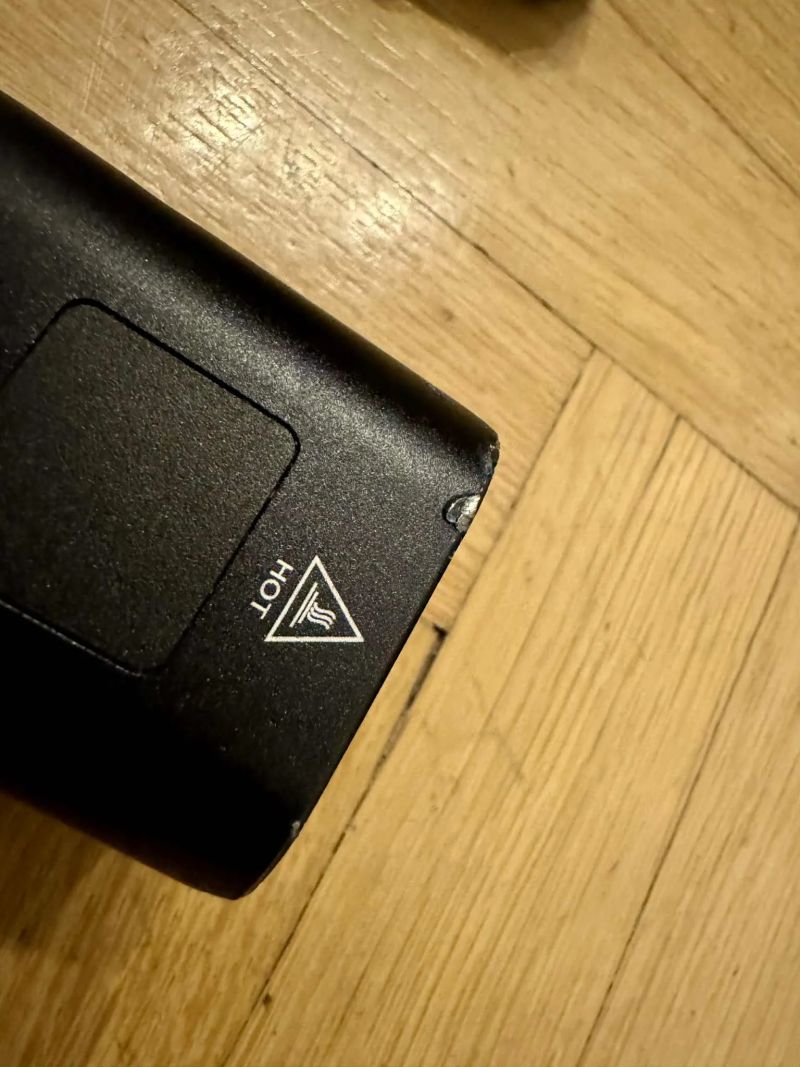 Světlo přední FORCE TORCH 2000LM USB, powerbanka 6400 mAh