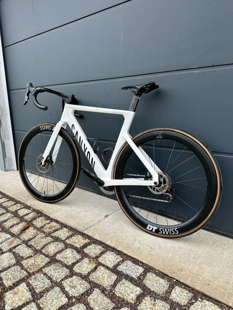 Canyon Aeroad CF SLX 7 AXS