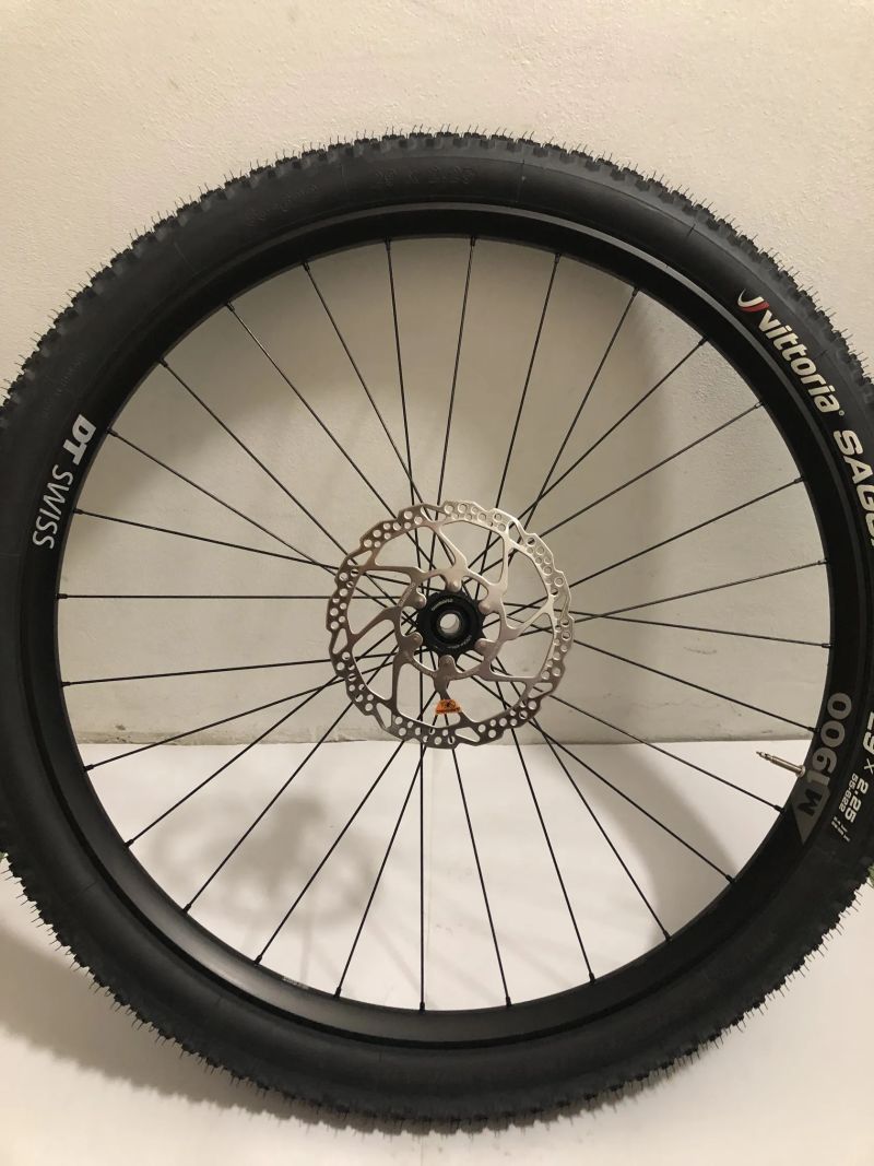 Zapletená kola 29” DT Swiss Spline M1900