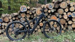 CUBE STEREO HYBRID ONE44 HPC AT carbon'n'gold XL 2025, SRAM AXS, KASHIMA 150/140mm ZÁRUKA